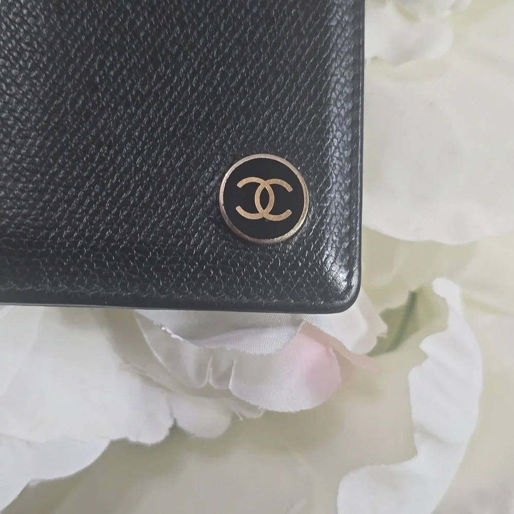 Chanel Card Holder In Black Leather
